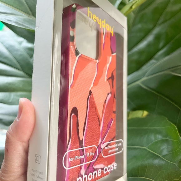 Target Hey Day Red Burgundy Pink Floral iPhone 13 Pro Hard Case Cell Phone NIB - Picture 3 of 6